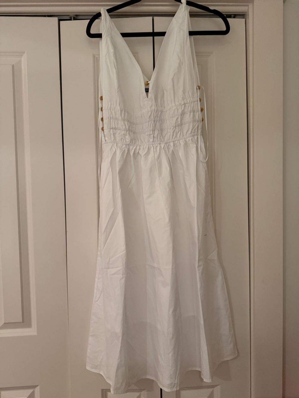 Steve Madden White Kassie Midi Dress with Deep V-Neck and Side Button Detail